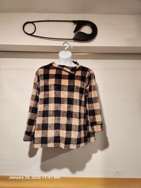 Women's Black and Beige Plaid Scoop Neck Sweater